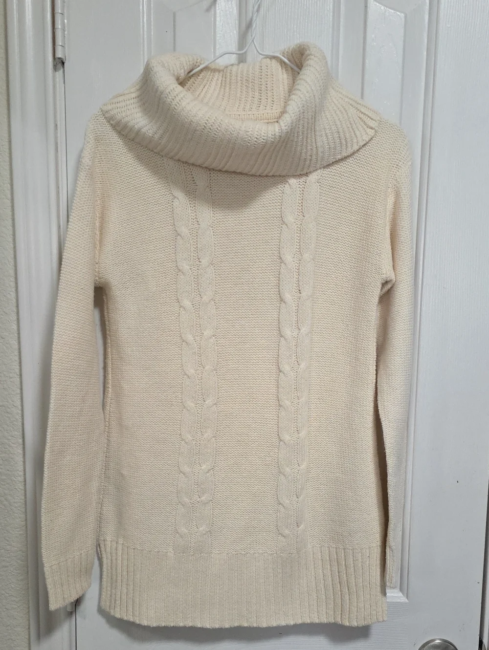 J.crew Cream Cable-Knit Turtleneck Sweater Size XS